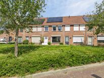 Haringvlietstraat 20, Lewedorp